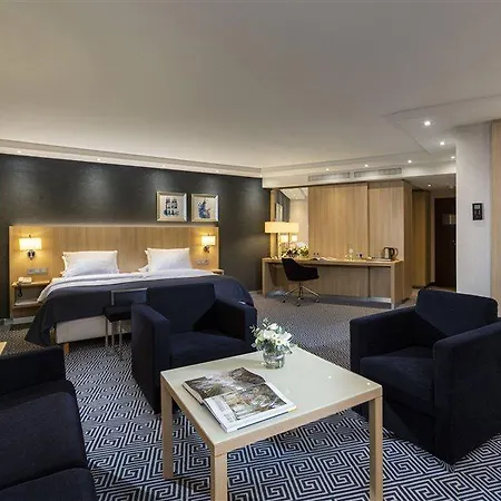 Maritim Szálloda 4*