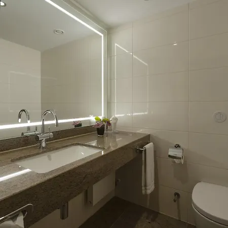 Готель Maritim 4*